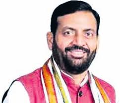 Page_1_Front_Late_Front 09.qxd