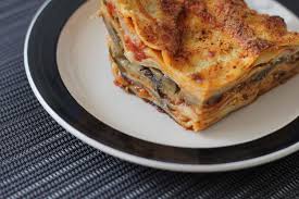 Lasagnes Aux Aubergines Www Theflyingflour Com Lasagne Aubergine Lasagnes Recettes De Cuisine