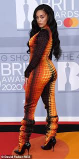 Want to see jorja smith in concert? Brits 2020 Jorja Smith Turns Heads In Dazzling Jumpsuit Daily Mail Online