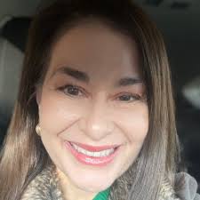 Katia Guzmán Geissbühler (@katiajeaguz)