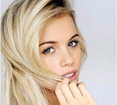 Nothing is more amazing than the hair bringing out the skin tones and eye color in the spotlight. Brown Eyes Brown Eyebrows Blonde Hair Eyebrowshaper