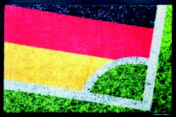 Pdf fußballfeld dina4 (quer und doppelt) zum ausdrucken / download für fußballtrainer created date: Fussmatte Fussballfeld Deutschlandfan Meine Designmatte