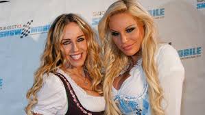 Doch einige wochen nach dem dreh sieht das gesicht des models irgendwie wieder ganz anders aus … jetzt mal hand aufs herz: Kampf Der Realitystars Wer Ist Raus Kandidaten Stream Folge Nachholen Co Die Infos