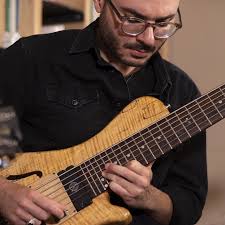 Portrait of an artist ..portrait of magic instruments Grazie a : ANTONELLO  LOSACCO, Basso e Contrabbasso LORENZO COMINOLI, Chitarra Marco Guai , per  le foto @losaccoantonello @lorenzocominoli @marco_guai_foto Concerto Musica  Live SUONO