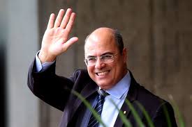 Wilson josé witzel (born 19 february 1968) is a brazilian politician and lawyer who was the 63rd governor of the state of rio de janeiro. Witzel Turbina Curriculo Com Curso Em Harvard Que Nao Fez