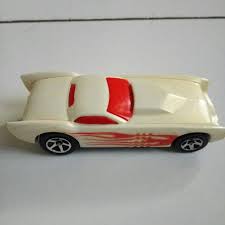 See their stats, skillmoves, celebrations, traits and more. Hot Wheels The White Govner 2003 Shopee Indonesia