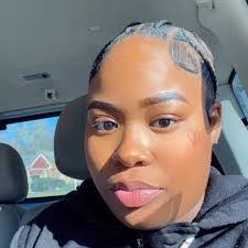 Brandi Bohn's Instagram, Twitter & Facebook