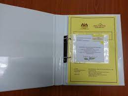 Cara dan contoh membuat laporan keuangan sederhana untuk umkm from accurate.id. Http Www Psis Edu My Images Upli At401 4 3 Panduan Penulisan Laporan Akhir Edisi12015 Pdf