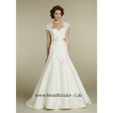 Böho hochzeitskleid kurzarm welle geschnittenes spitzenkleid. Kurzarm Brautkleid Brautmode Online Brautmode Kleider Braut