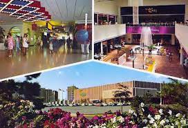The mississauga transitway is a bus rapid transit (brt) system in mississauga, ontario, canada. This Is What Malls Used To Look Like In Toronto