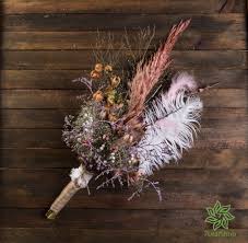 A stunning red flower bridal bouquet with dahlias, roses and calla lilies. Pampas Grass Bouquet Protea Dried Flower Feather Winter Wedding Bouquet Dusty Rose Red Wildflower Boho Home Decor Dried Flower Arrangement 7leafshop Wedding Bouquets