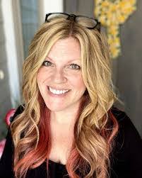 Lisa Bozeman's Instagram, Twitter & Facebook