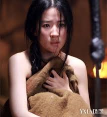 刘亦菲性感喷血照曝光 女神刘亦菲多次被曝大尺度性感照- 壹读