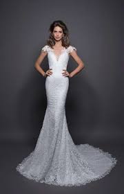Dai vestiti da principessa in pizzo ai modelli in tulle, dagli abiti a sirena ai modelli corti, ecco le foto della linea bridal 2019 pnina tornai. Abiti Da Sposa Pnina Tornai 2018 Abito A Sirena In Pizzo Pnina Tornai Abiti Da Sposa A Sirena Abiti Da Sposa Abiti Da Sposa Alta Sartoria