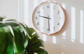 15% off with code zazpartyplan. Feng Shui Clock Placement For Balance Prosperity Lovetoknow
