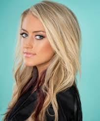 Heather Laughlin's Instagram, Twitter & Facebook