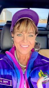 Kristin Snyder's Instagram, Twitter & Facebook