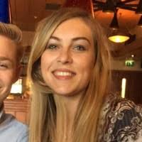 90+ perfiles de «Abigail Jarvis»