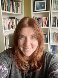 Jill Queen's Instagram, Twitter & Facebook