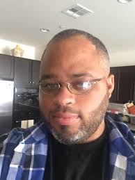 I've been working with Americans for 30 years. Come visit me and you'll  find courtesy, kindness, and professionalism. Barber shop located across  the street from NAS1. Thank you very much.