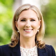 Allow me to reintroduce this team, our name is East Orange and this is our  NEW clinic 🫶🏼🍊