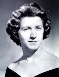 Lenora Maxwell's Instagram, Twitter & Facebook