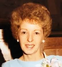 Peggy Oakes's Instagram, Twitter & Facebook