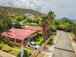 .kingtons estate agents are delighted to offer for rent this stunning two bedroom, end terrace property on robertson street, radcliffe. 3 Bedroom House For Rent In Kingston St Andrew Kw Jamaica