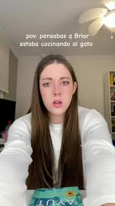 de verdad q no lo entiendo JAAJ #humor #culpatuya #briar #gato #miedo  #culpables #mercedesron #culpamia #booktokers #booktok #booktoks #booktoker  #help