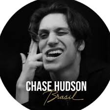 These two announced their separation in. Chase Hudson Brasil On Twitter Chase Lilhuddy1 Via Snapchat Xlilhuddy