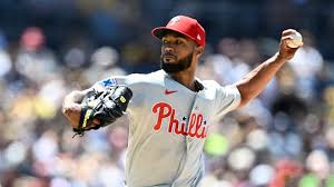Cristopher Sánchez breaks 115-year-old Phillies record with scoreless streak