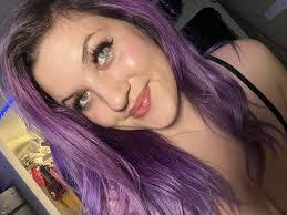 Aimee Darling's Instagram, Twitter & Facebook