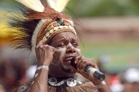 Chord gitar edo kondologit aku papua / edo kondologit tuntut keadilan setelah kematian sang ipar saat di tahan antara news riau. Warga Papua Di Situbondo Imbau Masyarakat Tak Mudah Terprovokasi Antara News Jawa Timur