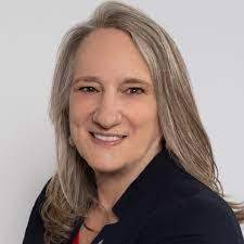 Deirdre Everett's Instagram, Twitter & Facebook