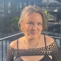 Emily Odeh's Instagram, Twitter & Facebook