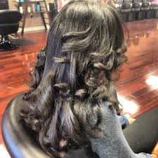 This Is An Example Of A Blow Out This Was Done At Asha Dominican Blow Bar 770 819 1400 We Sell Aveda Produ Dominican Hair Blowout Hair Beautiful Natural Hair