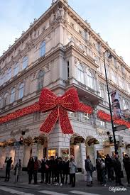 Guide To Vienna S Christmas Market Vienna Christmas Christmas Market Amazing Travel Destinations