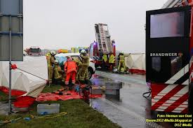 Vijf auto's waren bij van manen woont zelf naast de n34. Dgz Media 2 Doden Bij Ongeluk N34