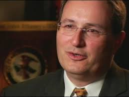 American Greed" Robbing Hollywood's A-List/Soaking the Rich at Auction (TV  Episode 2008)