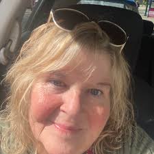 Don't throw away tuna cans: they're worth their weight in gold if you reuse  them this way! Article in the first comment.