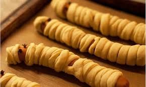 Die mandel entfernen, zuckerschrift im nagelbett auftragen und die mandel wieder einsetzen. Gruselige Rezepte Zum Schaudern Und Geniessen Chefkoch De