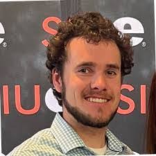 Larry Guyette's Instagram, Twitter & Facebook