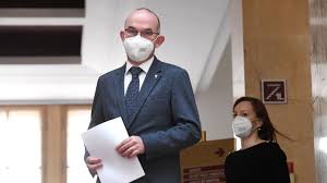 Letech vystudoval všeobecné lékařství na masarykově univerzitě, později získal doktorát v oboru pediatrie. Blatny Byl Jako Viktor Cistic Dalo Se S Nim Ale Spolupracovat Vymenu Ministra Poslanci Kritizuji Hospodarske Noviny Ihned Cz