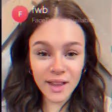 Cara Stapleton's Instagram, Twitter & Facebook