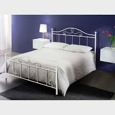 Tavolo tondo diametro 100 allungabile ovale per 6 persone, mobile soggiorno 4 parti con vetrina, letto matrimoniale in legno e reti nuove, armadio 5 ante, 2 comodin, mobile cassettiera con specchio,. Letto Matrimoniale In Ferro 170x200x130h Malta