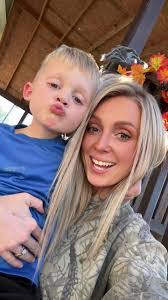 Marisa Melton's Instagram, Twitter & Facebook