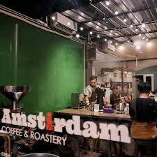 Selama Ini Banyak Yang Mengira Nama Amstirdam Adalah Ejaan Yang Salah Dari Amsterdam Kira Kira Apa Sih Arti Nama Dari Coffee Roastery Coffee Espresso Machine