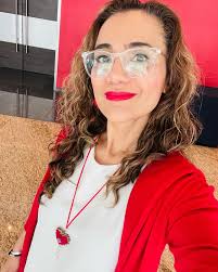 Karla Monroy's Instagram, Twitter & Facebook