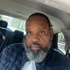 Which song is better, Rappin' 4 Tay's Players Club or Celly Cel's It's Goin  Down?