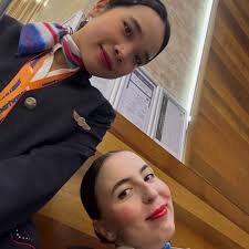 Meet the best crewmates this flight (actually unbiased this time), the b1s!